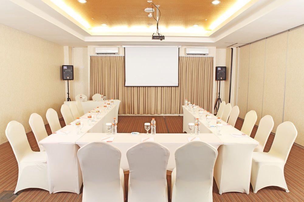 Luxury Malioboro Hotel Jogyakarta Zewnętrze zdjęcie