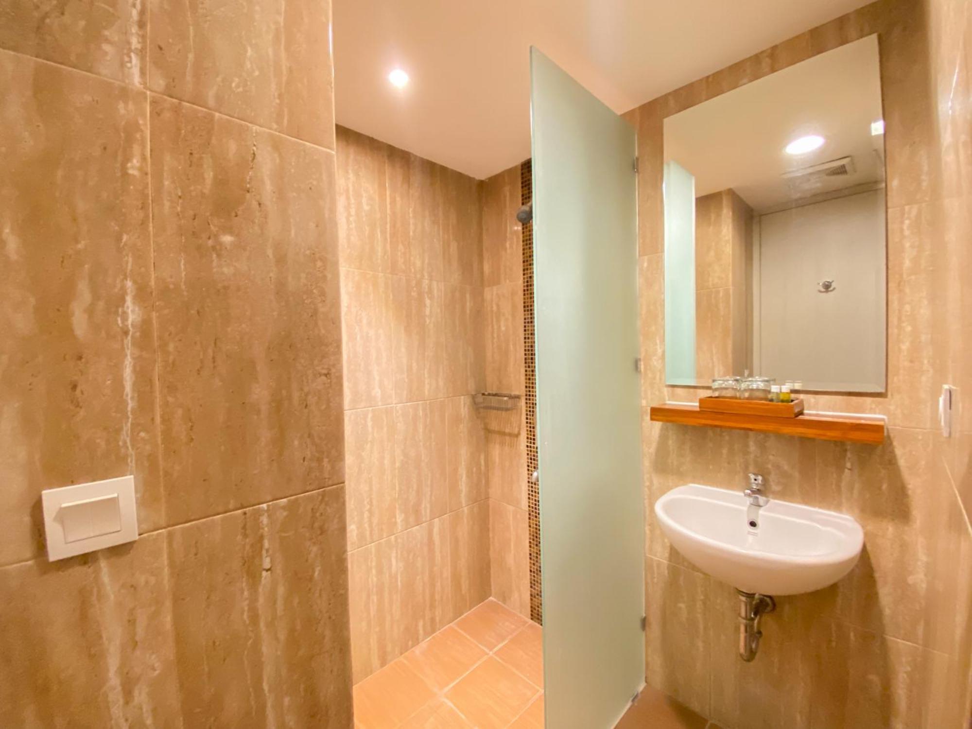 Luxury Malioboro Hotel Jogyakarta Zewnętrze zdjęcie