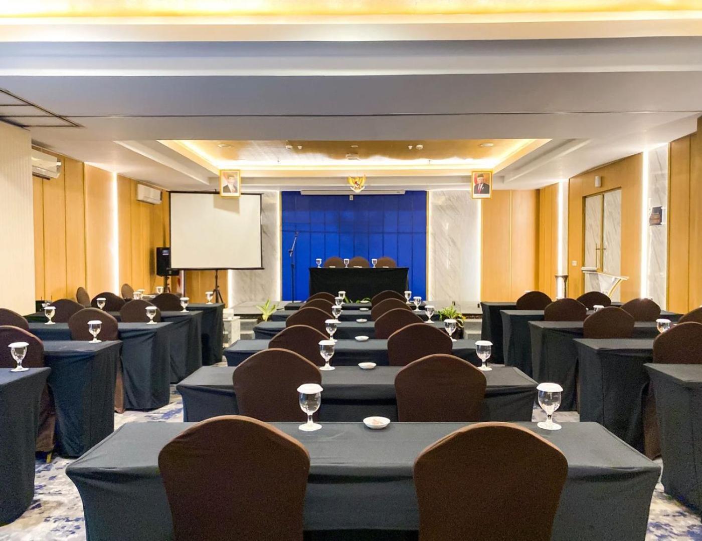 Luxury Malioboro Hotel Jogyakarta Zewnętrze zdjęcie