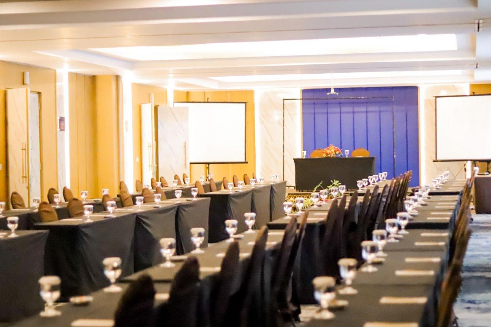 Luxury Malioboro Hotel Jogyakarta Zewnętrze zdjęcie