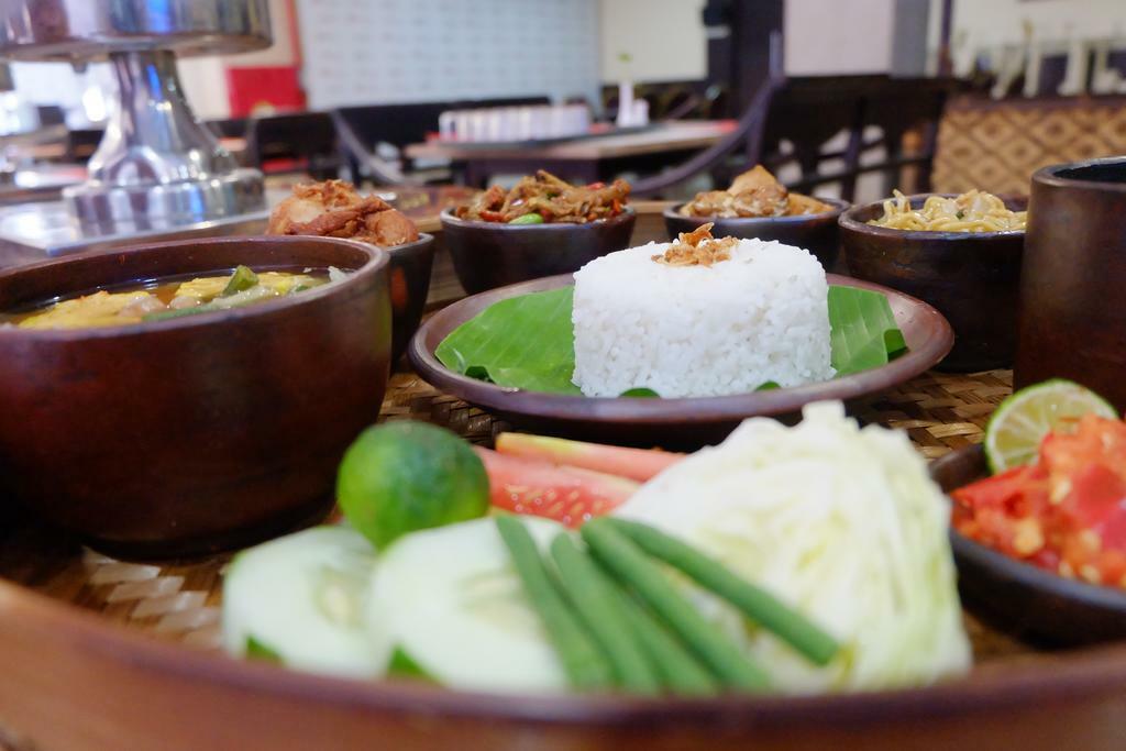 Luxury Malioboro Hotel Jogyakarta Zewnętrze zdjęcie